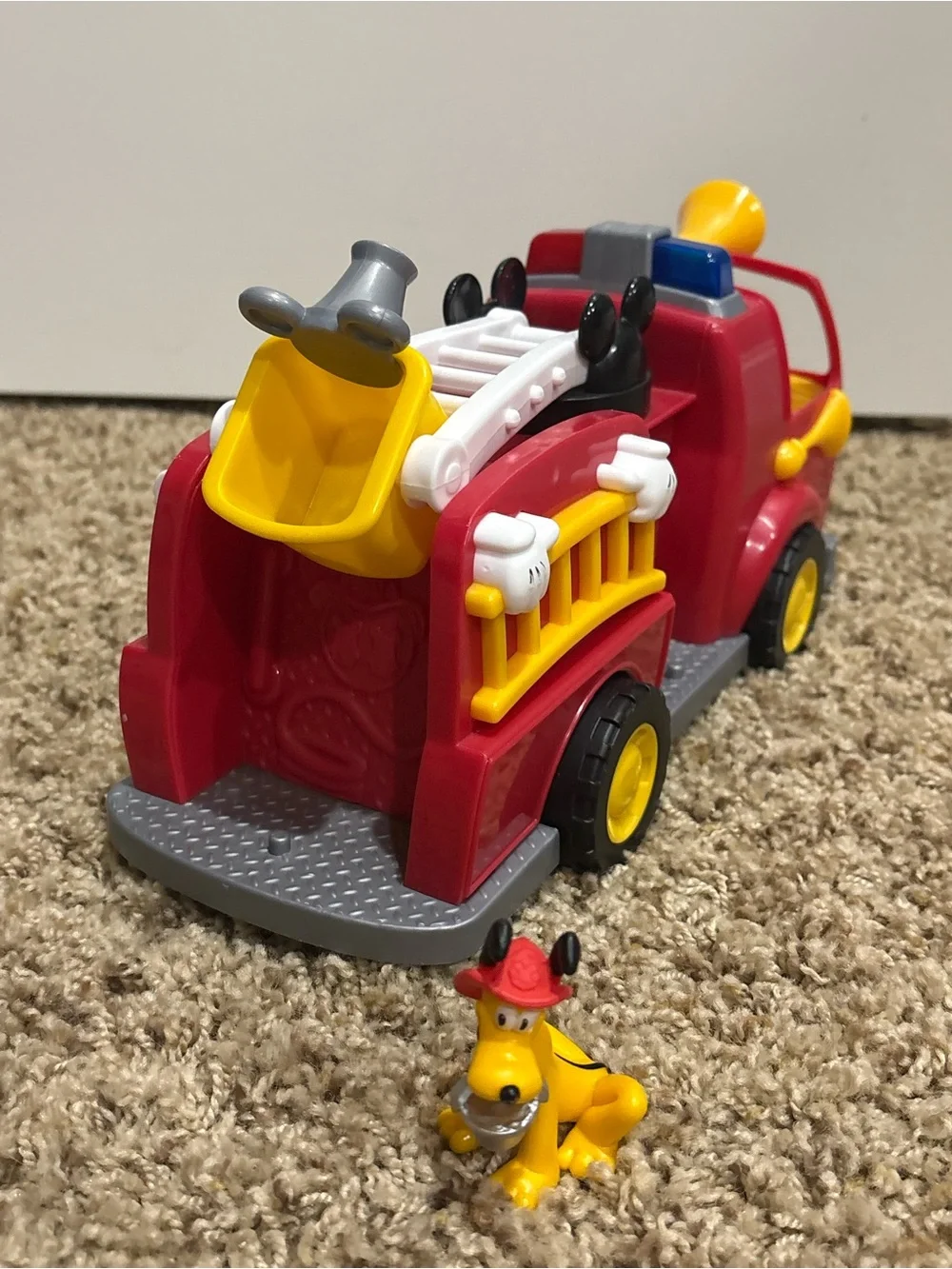 Disney Mickey Mouse Clubhouse Firetruck - No Mickey (Pluto Only)